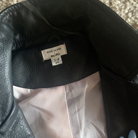 Never worn! - Picture 3 of 4